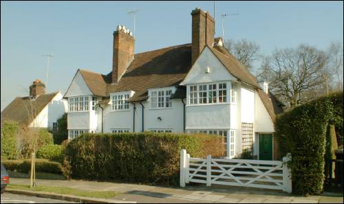 016 Erskine Hill